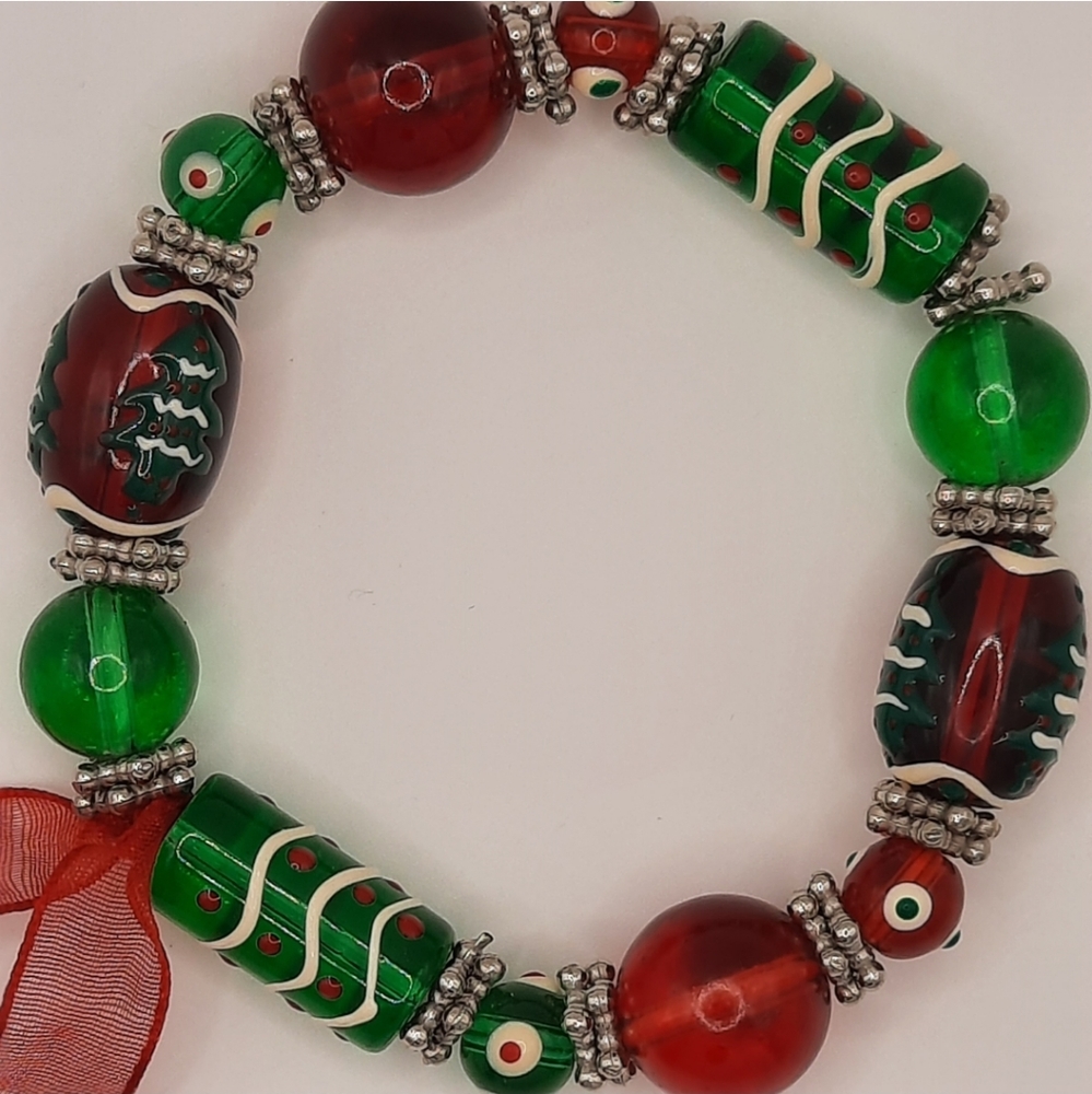 Christmas Glass Bead Bracelet